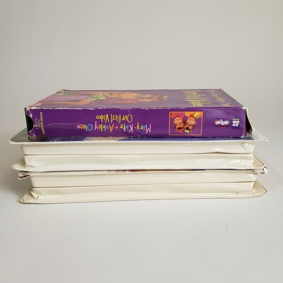 Vintage 1990s Mary Kate and Ashley Olsen VHS Children's Videos Lot of 3 Tested - Picture 6 of 6